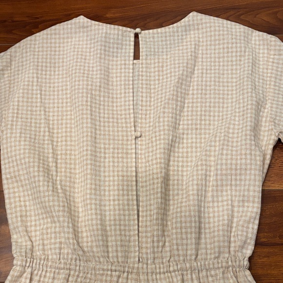 Hersy Beige Checkered Romper with Pockets Size Small - Picture 8 of 10